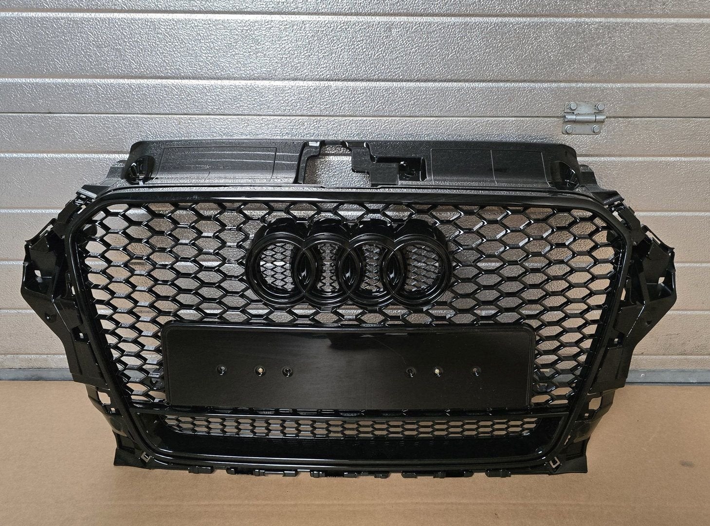 Grill Audi A3 8V RS3 LOOK Grille NIEUW bj.2012-2017, -, Voor, Nieuw, Ophalen of Verzenden