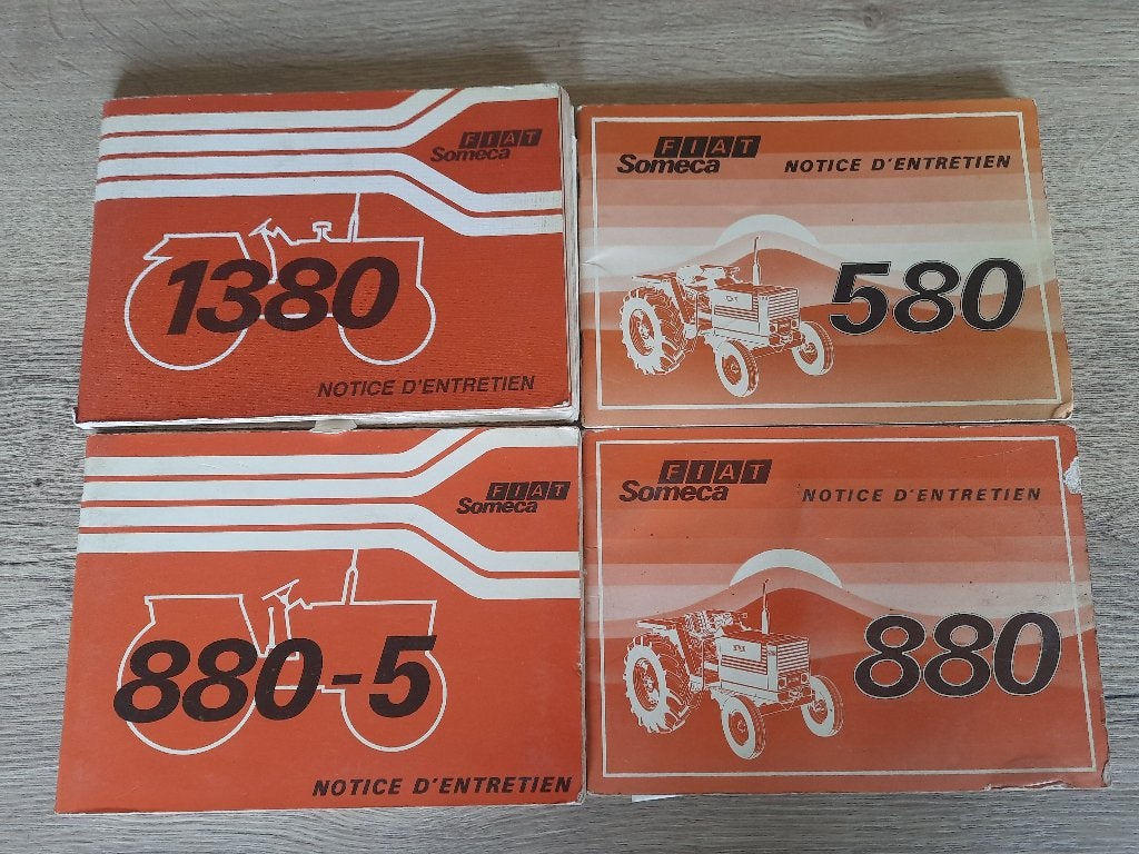 ONDERHOUDSBOEKEN TRACTOR FIAT 1380 - 880-5 - 880 - 580, Zakelijke goederen, Ophalen of Verzenden, Fiat