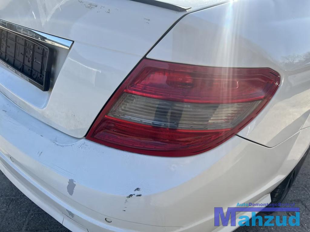 MERCEDES C klasse W204 rechts achterlicht 2008-2011, Auto-onderdelen, Verlichting, Gebruikt, Mercedes-Benz AG, Mercedes-Benz, Mercedesstrasse 120
70372  Stuttgart, DE