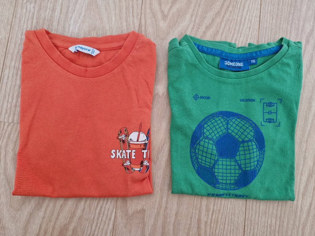 2 t-shirts 116 mayoral someone, Ophalen, MAYORAL, Zo goed als nieuw, Shirt of Longsleeve