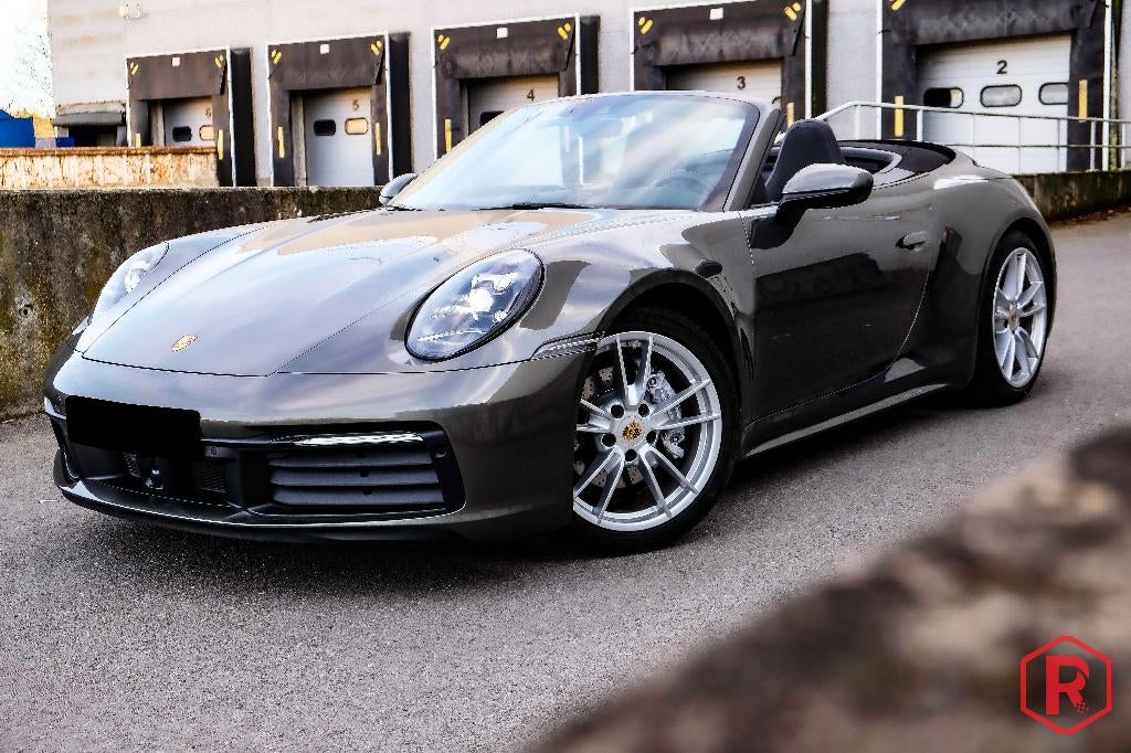 Porsche 911 Carrera 4 Cabriolet Sport Chrono PASM 992, Cuir, Argent ou Gris, Achat, Entreprise