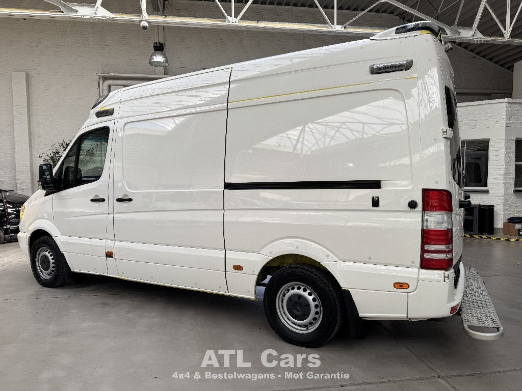 Mercedes Sprinter 319 CDI | AMBULANCE | 1STE EIG. | AUTOMAAT, Automaat, Dealer onderhouden, Achterwielaandrijving, https://public.car-pass.be/1111