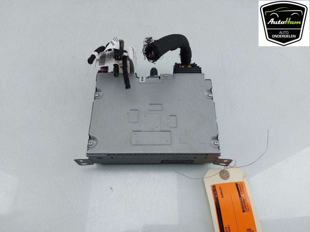MULTI MEDIA COMPUTER Opel Vivaro (|9835408680|1673382780|), Gebruikt, Opel, Continental AG, Continental-Plaza 1
30175  Hannover, DE