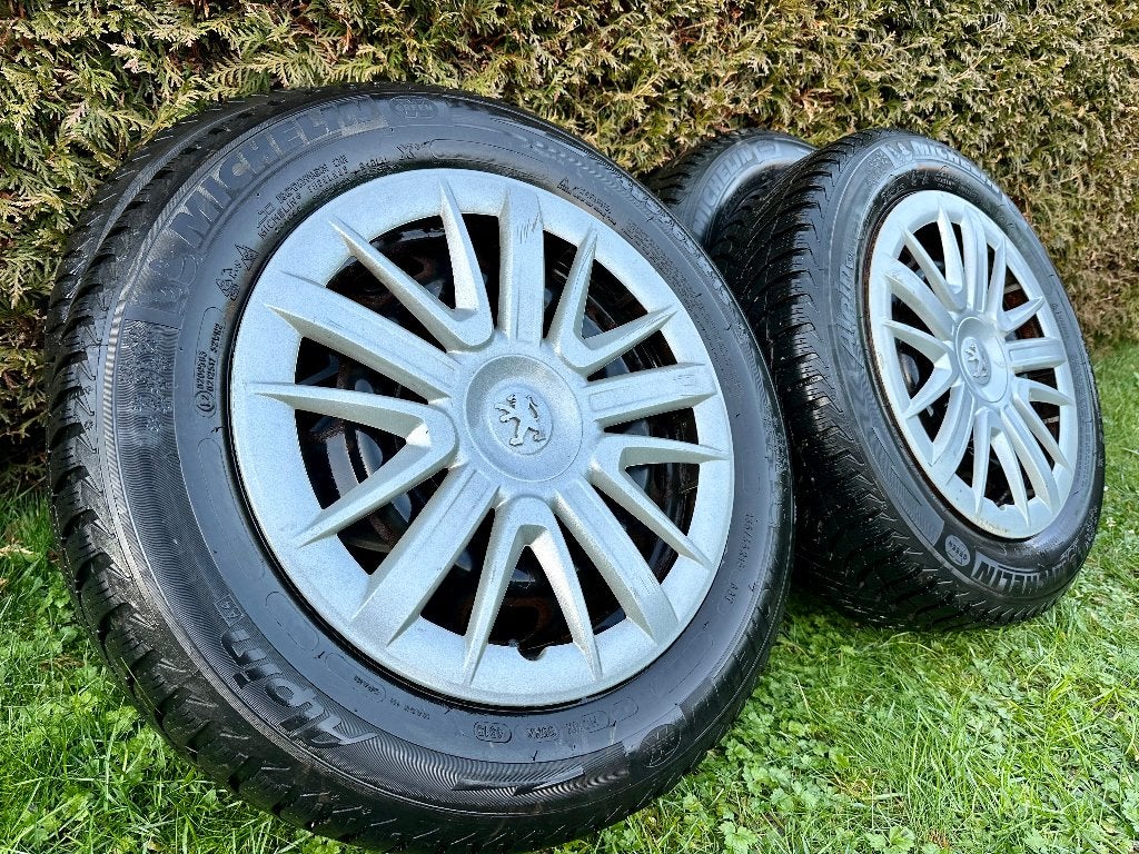 Kit Hiver Peugeot 207-208 + Pneus Neige Michelin 185 65 15, 15 pouces, Pneus et Jantes, Pneus hiver, Véhicule de tourisme