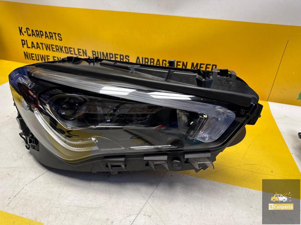 MERCEDES W118 CLA MULTIBEAM KOPLAMP RECHTS A1189063200, Auto-onderdelen, Info@fabrikant.eu, Fabrikantstraat 1
1000 AA  Amsterdam, NL