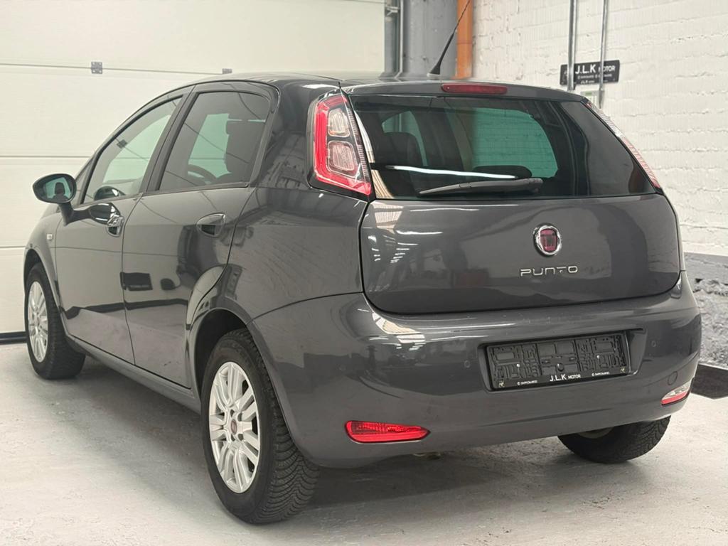 Fiat Punto Evo / 2012 / Essence / Euro 5 / Feuille rose ok, 57 kW, Euro 5, Achat, Entreprise