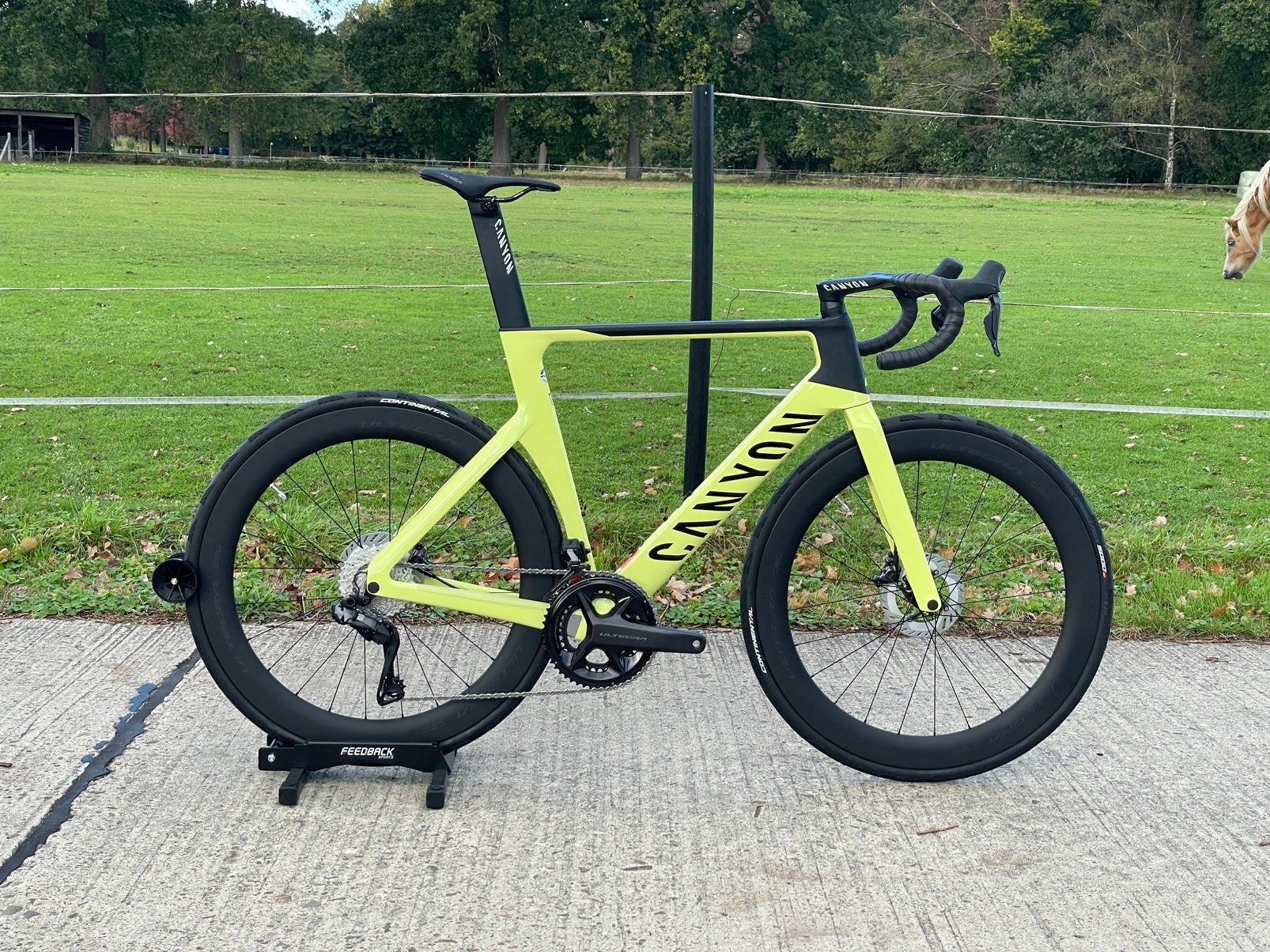 NIEUW - 2026 Canyon Aeroad CF SLX Ultegra Di2 Large, Fietsen en Brommers, 28 inch, Carbon, Heren, Nieuw