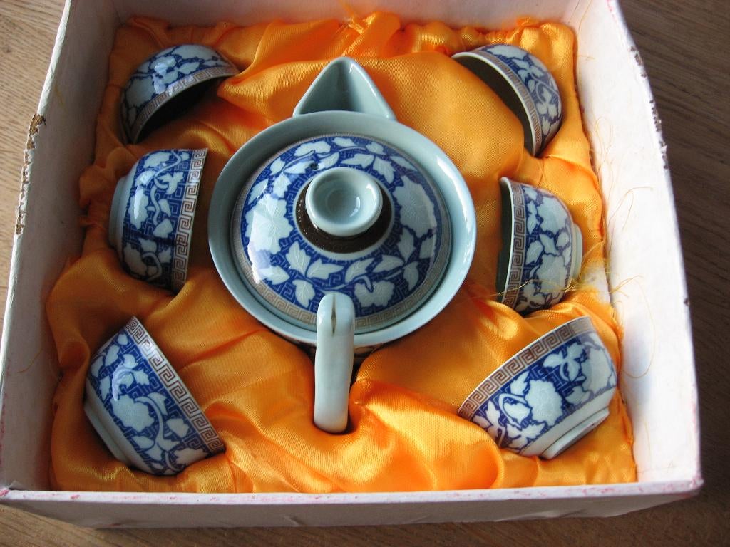 China Thee Setje Inboedel Zie Foto's Decoratie, Diversen, Ophalen of Verzenden, Nieuw