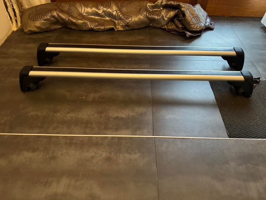 Barre de toit BMW E61 E91, Auto diversen, Dakdragers, Ophalen of Verzenden, Zo goed als nieuw