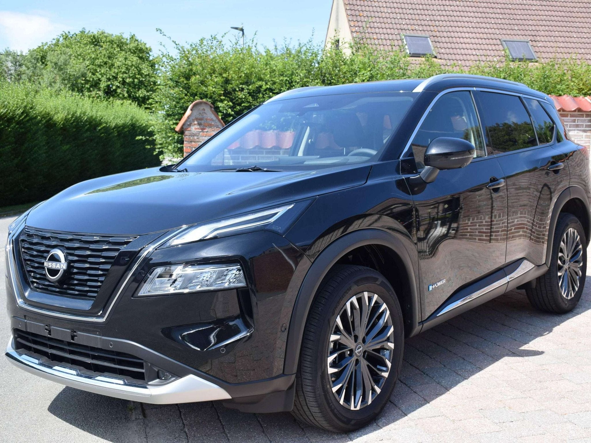 Nissan X-Trail X-Trail 1.5 e-Power Tekna (automaat), 1497 cc, 2245 kg, Zwart, Leder