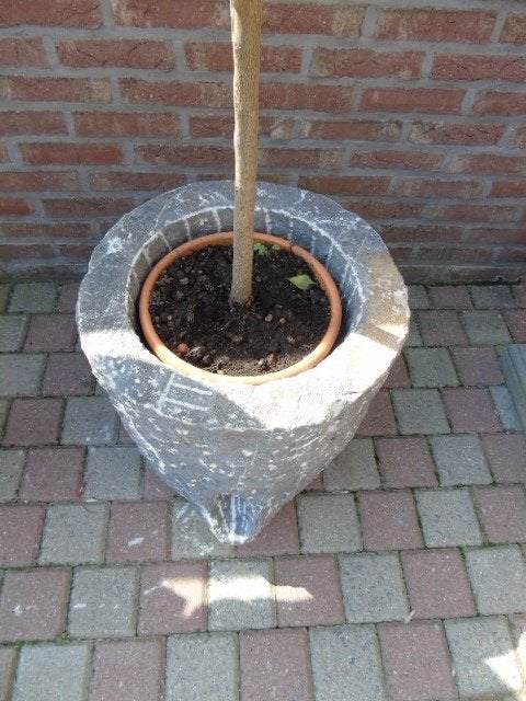 bac ou auge en pierre bleu , jardinière , grand choix !!, Jardin & Terrasse, Pierre, 30 à 60 cm, Enlèvement, Utilisé