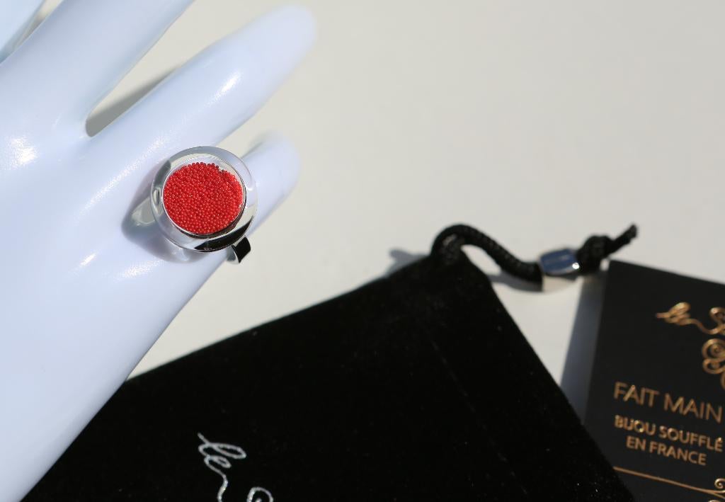 Jolie bague neuve Pylones, Enlèvement ou Envoi, Neuf, Rouge, Autres matériaux