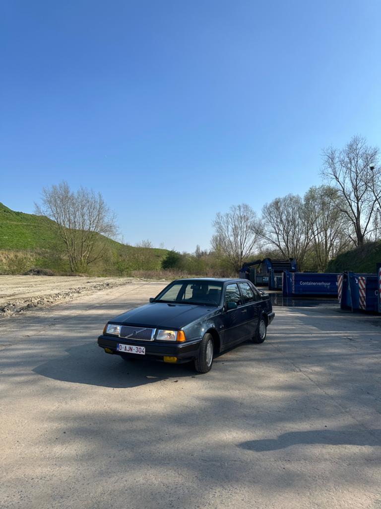 Volvo 460 GL oldtimer, Autos, Volvo, Achat, 4 portes, Boîte manuelle, Noir