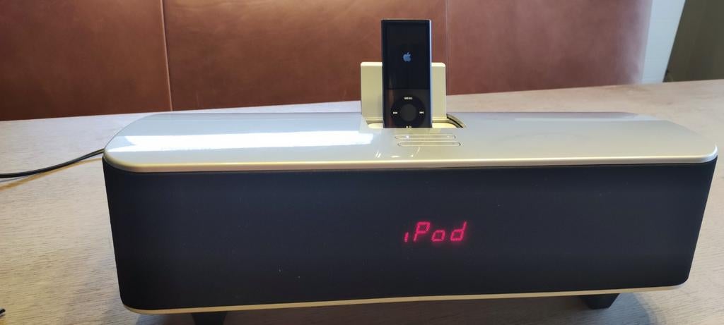 Pioneer docking speaker, Ophalen