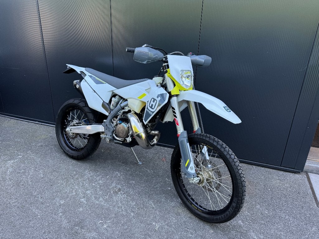 Husqvarna - TE 150, Motos, Entreprise, Occasion, Jusqu'à 11 kW, 150 cm³
