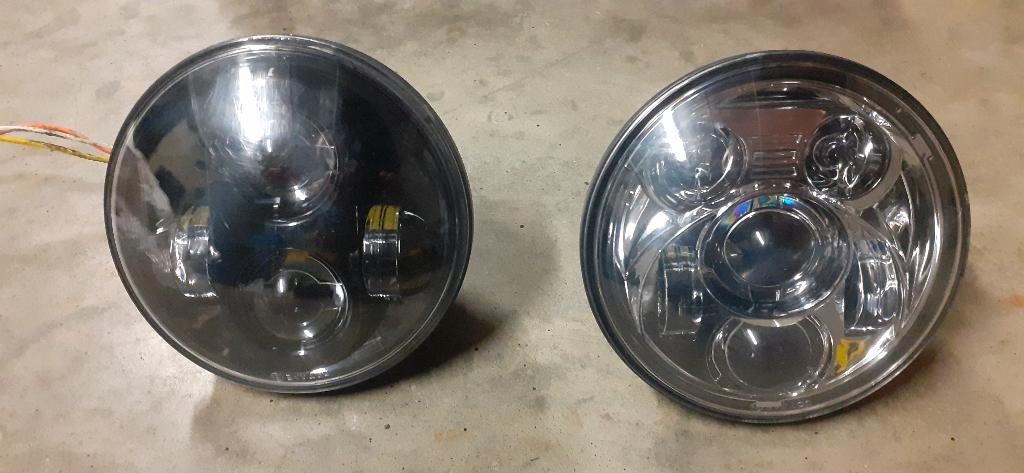 LED koplamp 5,75" Chrome of zwart binnenwerk, Motoren, Ophalen
