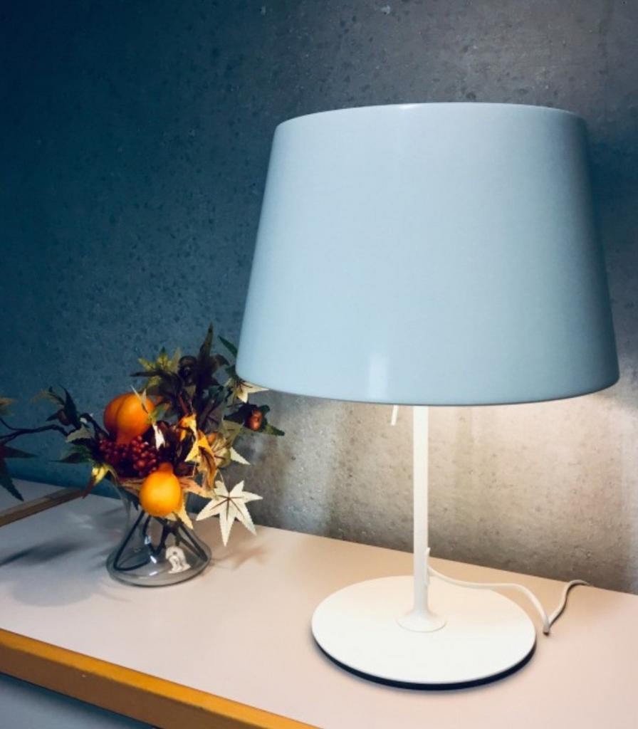 Kulla witte tafellamp van Ikea, Huis en Inrichting, Lampen | Tafellampen, Ophalen, Metaal