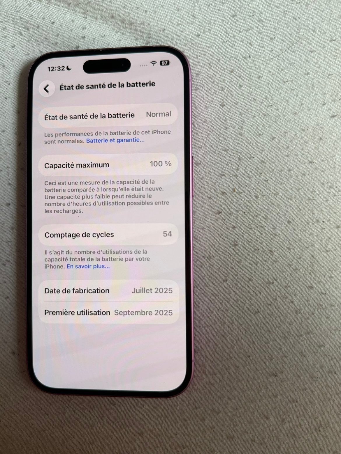 Iphone 16 128gb rose, Telecommunicatie, Mobiele telefoons | Apple iPhone, Ophalen, 128 GB, IPhone 16, Zo goed als nieuw