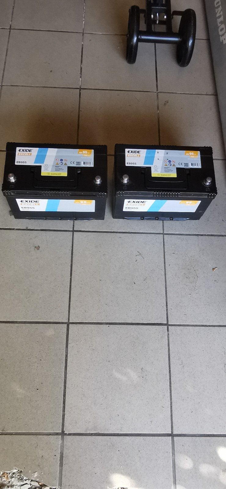 2 batteries de la marque EXIDE EXCELL 12V 95Ah, Autos : Pièces & Accessoires, Neuf