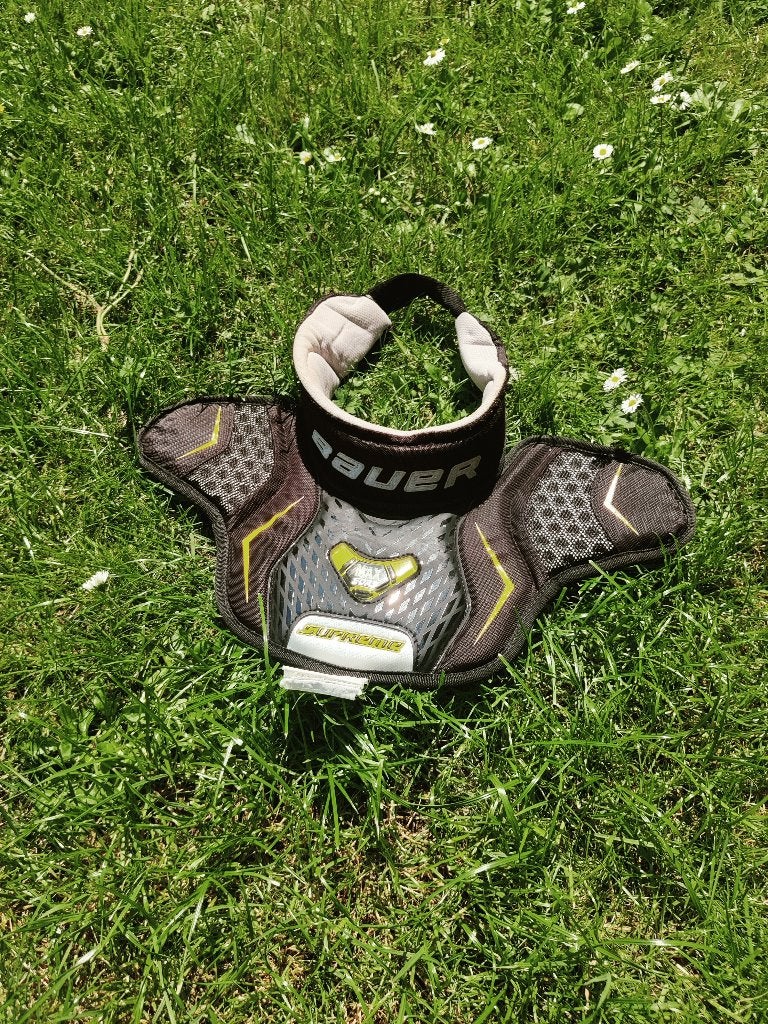 Goalie nekbeschermer, Sport en Fitness, IJshockey, Ophalen, Gebruikt, Bescherming