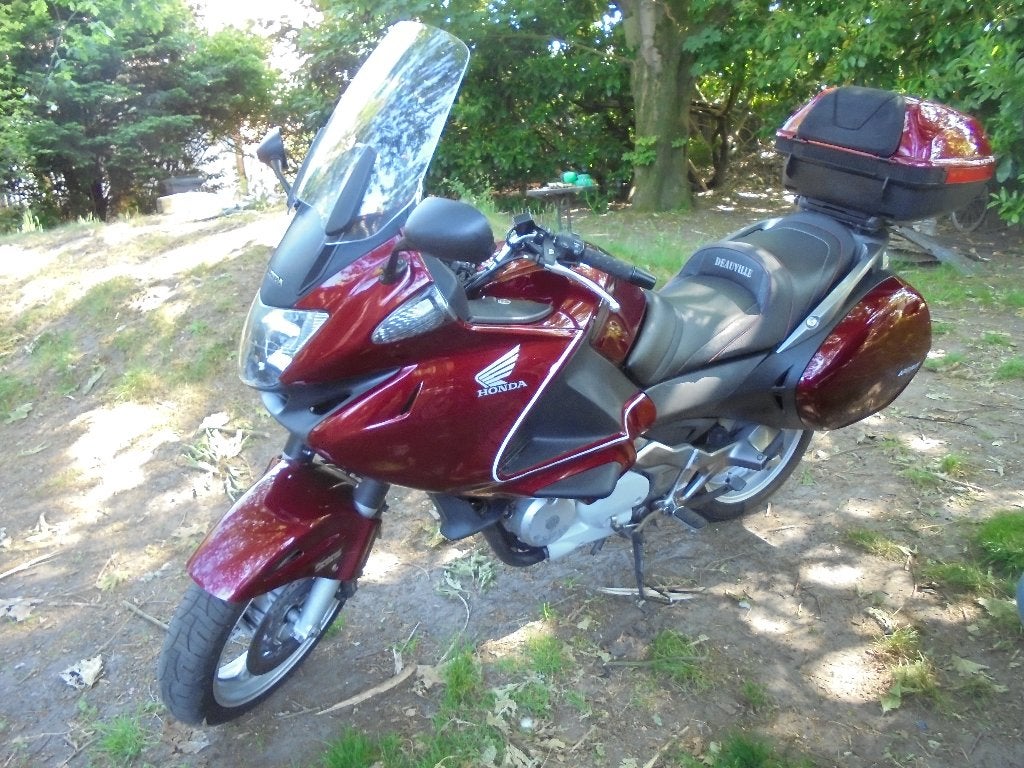 Honda Deauville NT 700 VA goede staat (bj 2010), Motoren, Motoren | Honda, 700 cc, 2 cilinders, Occasion, Particulier