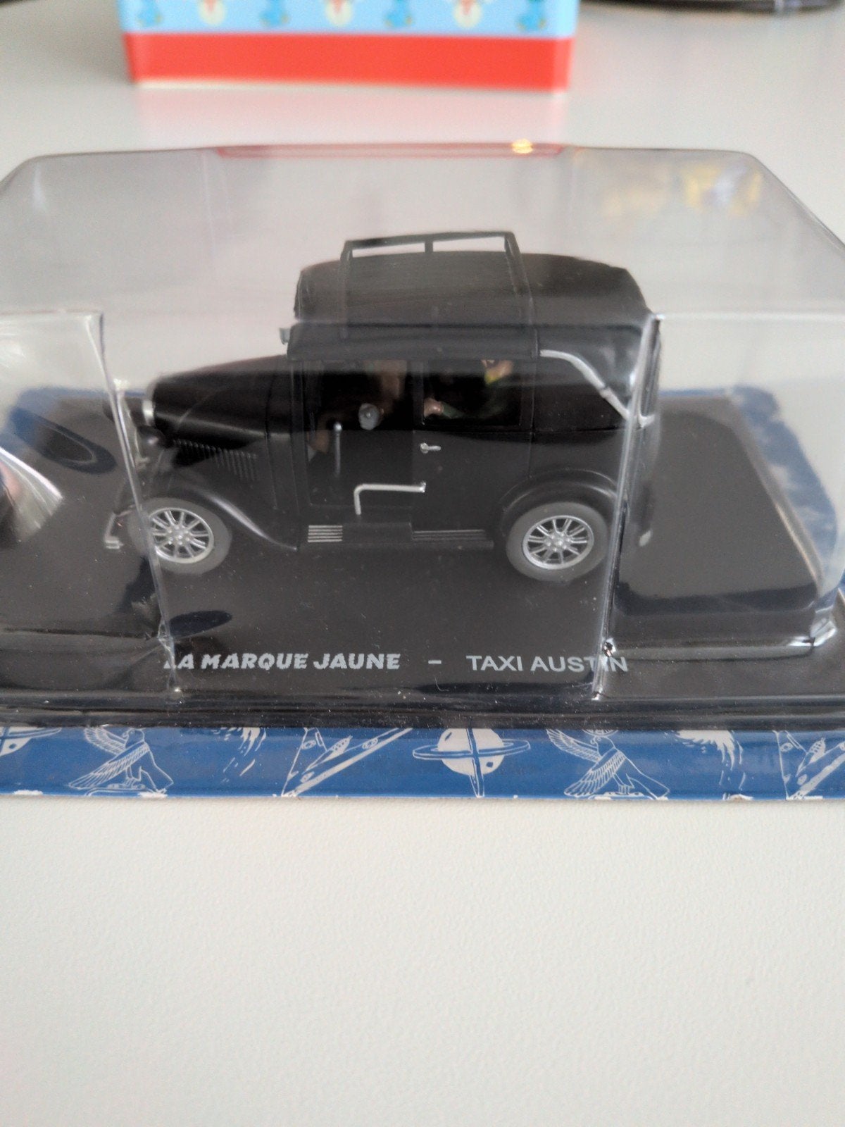 voiture black et Mortimer, Enlèvement ou Envoi