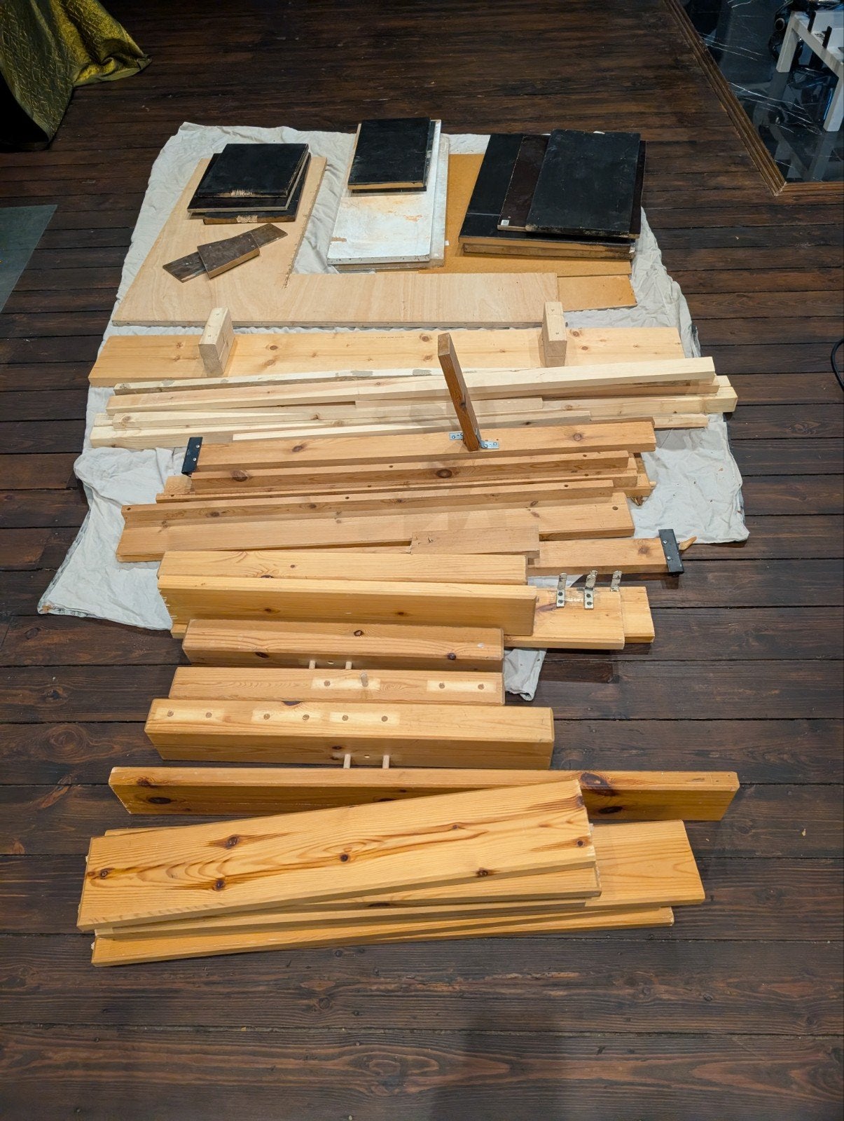 Lot houten planken en kleine platen hout zachte hout,multipl, Doe-het-zelf en Bouw, Ophalen, Overige houtsoorten