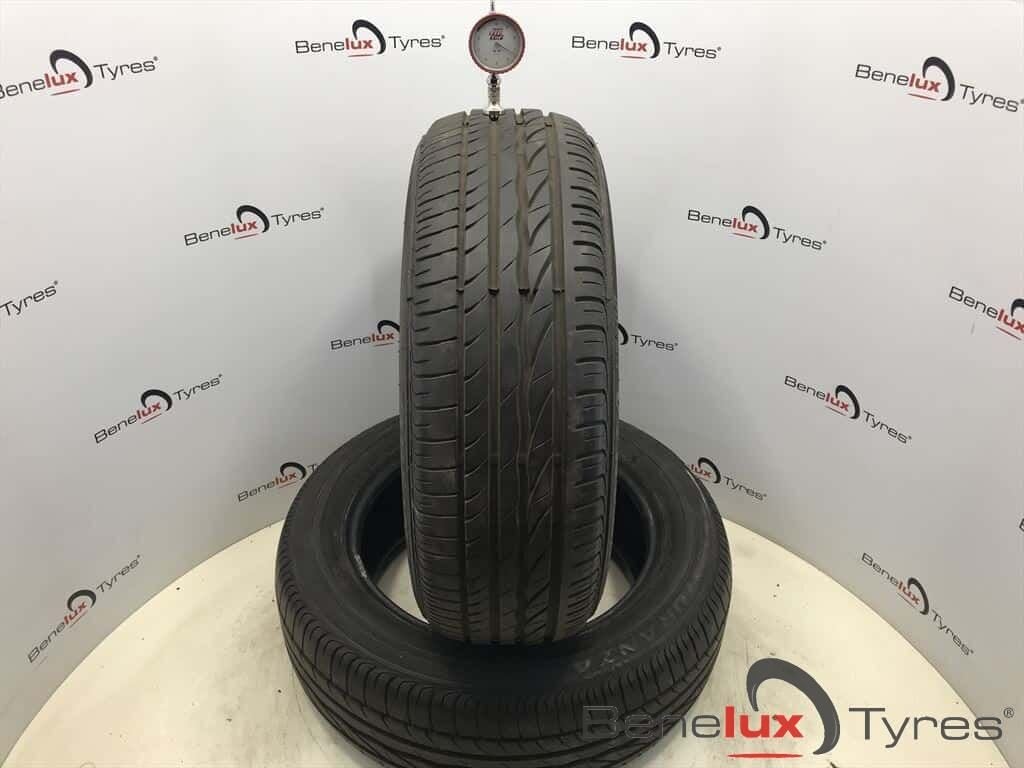 2 of 4 195/60R16 89V Bridgestone ER300 195/60 R16 195/60/16, Autos : Pièces & Accessoires, Pneus & Jantes, -, 16 pouces, Véhicule de tourisme