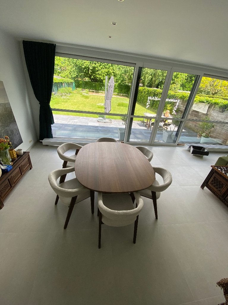 ronde tafel Junto Japandi / modern organic 8 personen, Huis en Inrichting, Ophalen, 100 tot 150 cm, Eikenhout, Japandi / modern organic