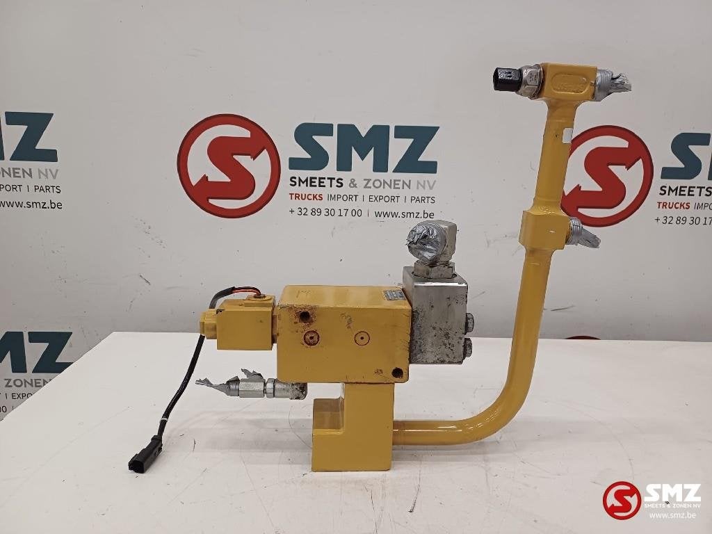 Valve GP check Caterpillar