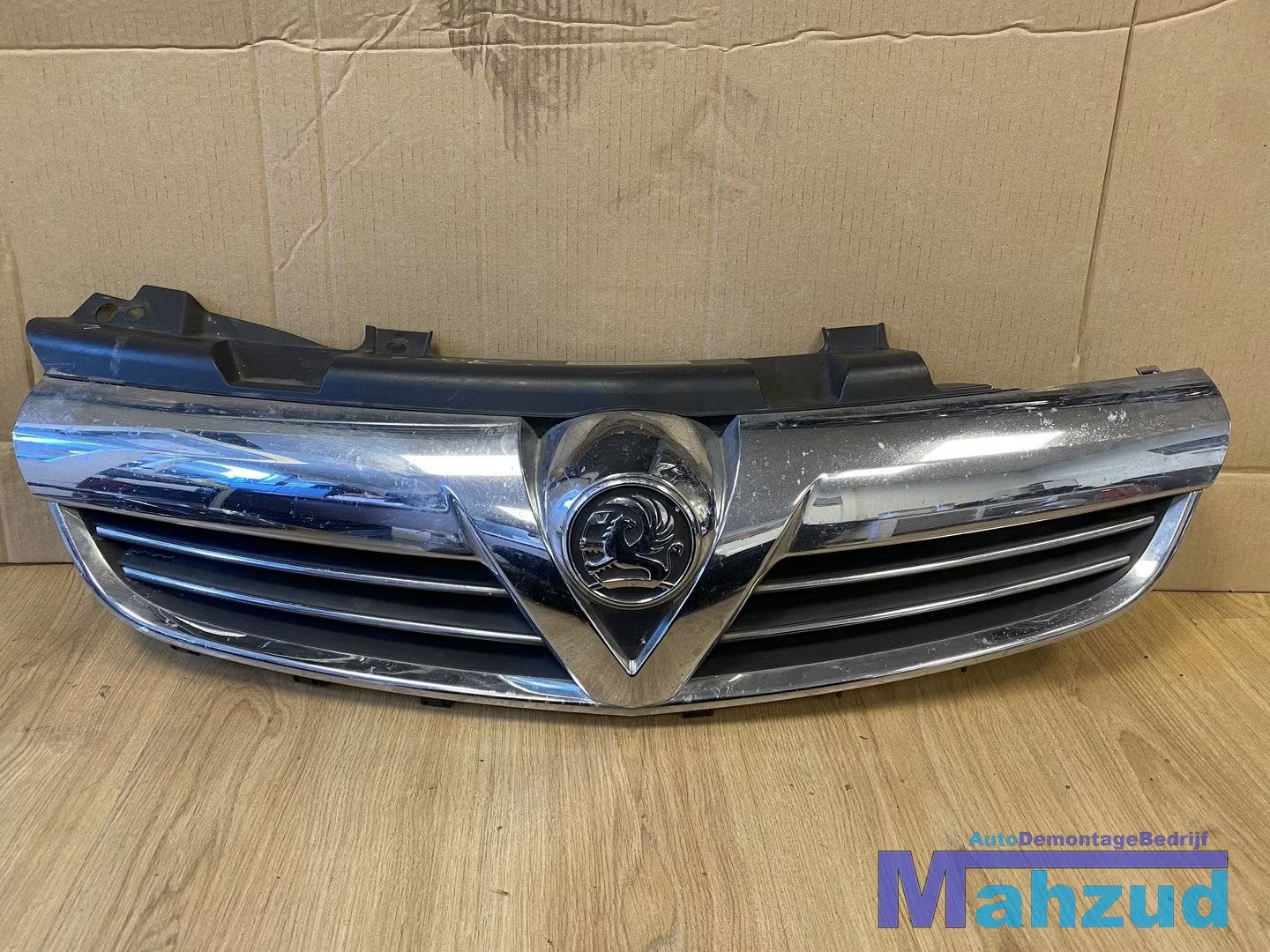 OPEL ZAFIRA B Grille 2005-2010, Opel Automobile GmbH, Opel, Bahnhofsplatz 1
65423  Russelsheim am Main, DE, Kontakt@opel-infoservice.de