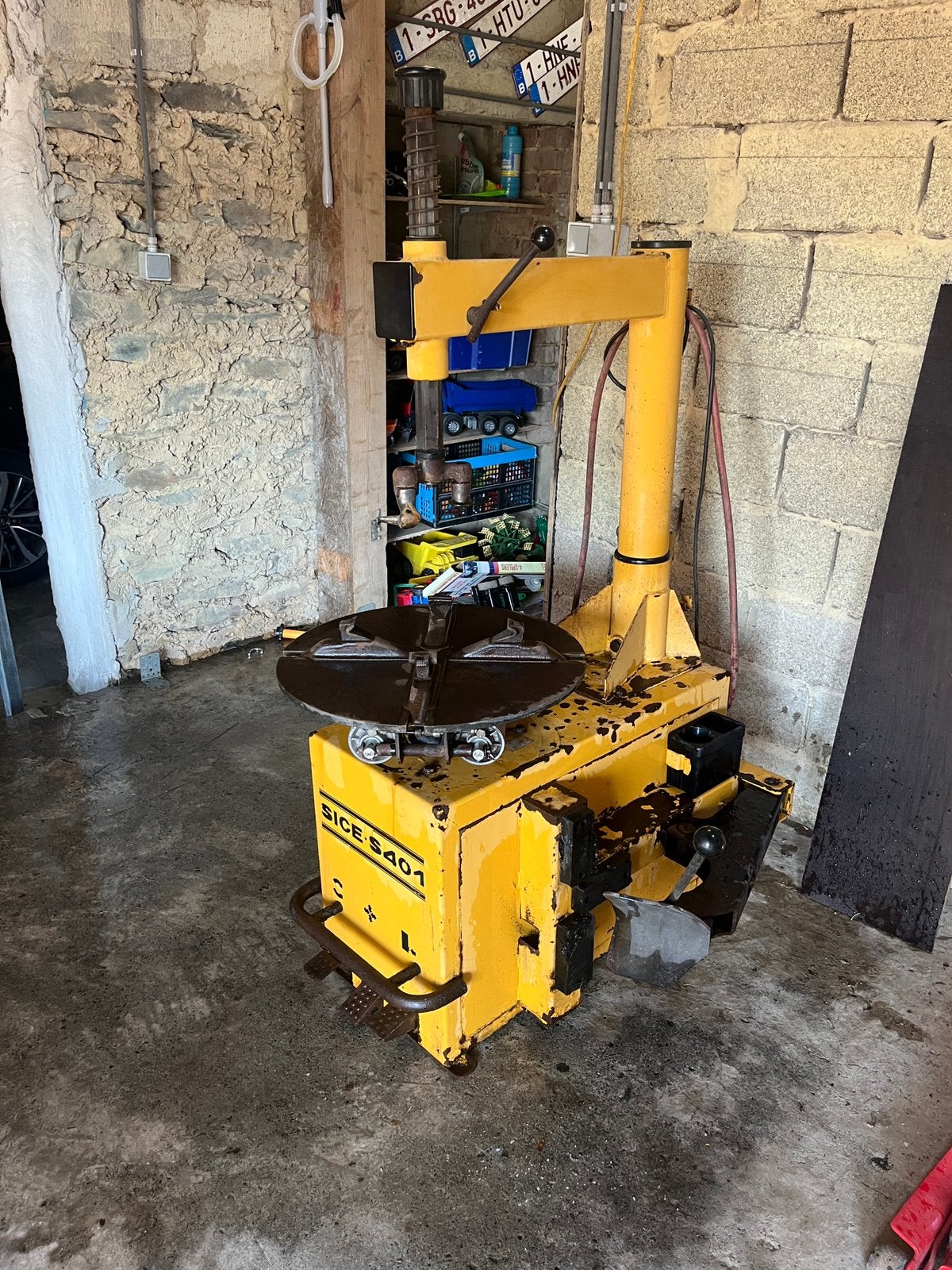 Machine a pneus sice, Enlèvement, Comme neuf