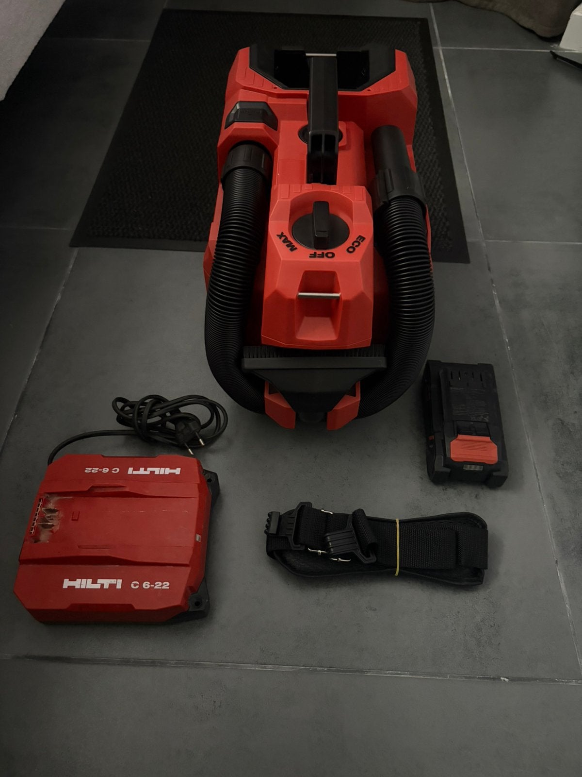 Aspirateur batterie vc 2d-22  hilti, Bricolage & Construction, Enlèvement, Neuf