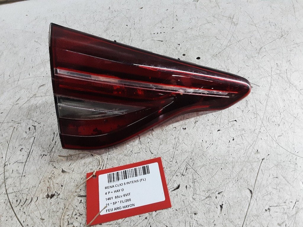 PANNEAU ARRIÈRE GAUCHE AVEC LAMPE Renault Clio V (RJAB), Renault, Utilisé, Peter-Huppertz-Straße 5
51063  Köln, DE, Dialog.deutschland@renault.de