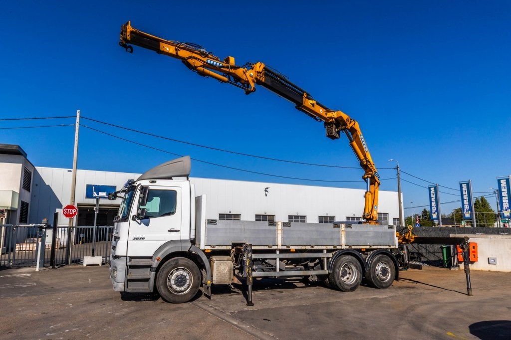 Mercedes-Benz AXOR 2529 L - EFFER 250/4S+JIB (bj 2011), Euro 5, Mercedes-Benz, Bedrijf, Te koop