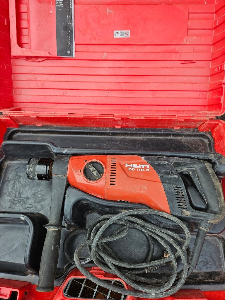 Carotteuse diamantée Hilti DD 110-D, Bricolage & Construction, Enlèvement ou Envoi, Comme neuf, 600 watts ou plus, Perceuse