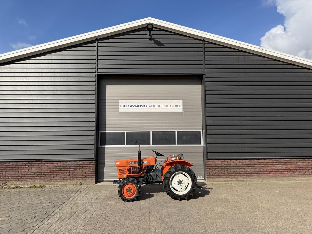 Kubota L1501 4wd minitractor, Articles professionnels, Agriculture | Tracteurs, Autres marques, Jusqu'à 2500, Kubota Hol, Utilisé