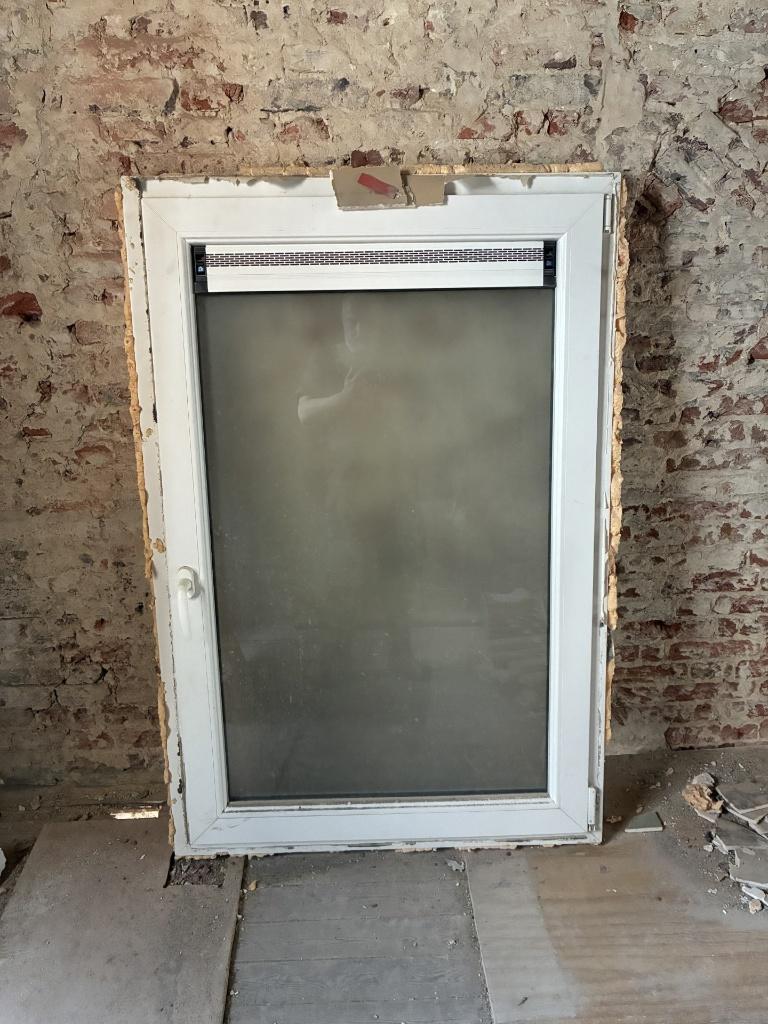 PVC-raam met ventilatie, Bricolage & Construction, Vitres, Châssis & Fenêtres, Double vitrage, 120 à 160 cm, Fenêtre de façade ou Vitre