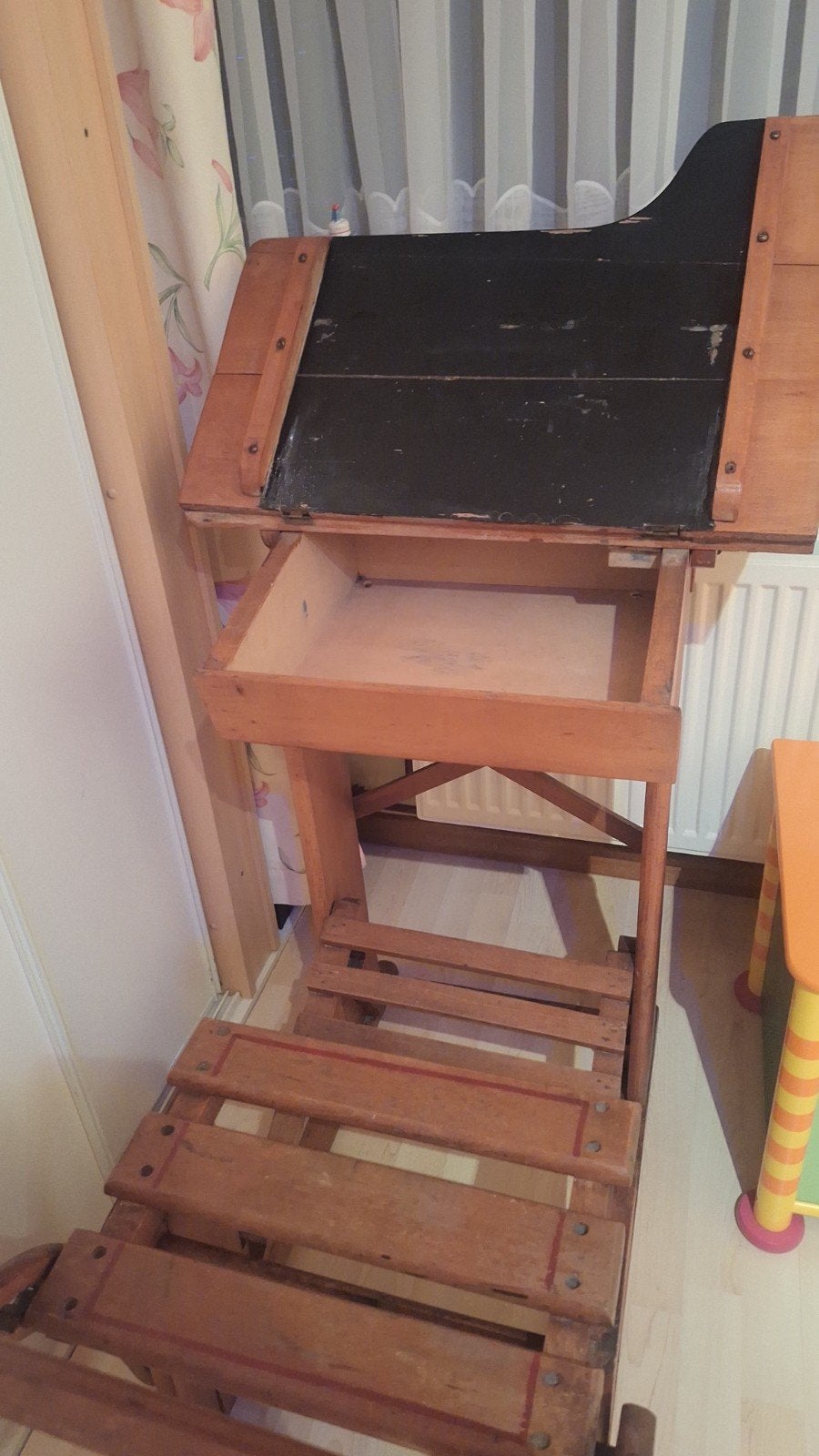 ancien bureau ecolier, Enlèvement