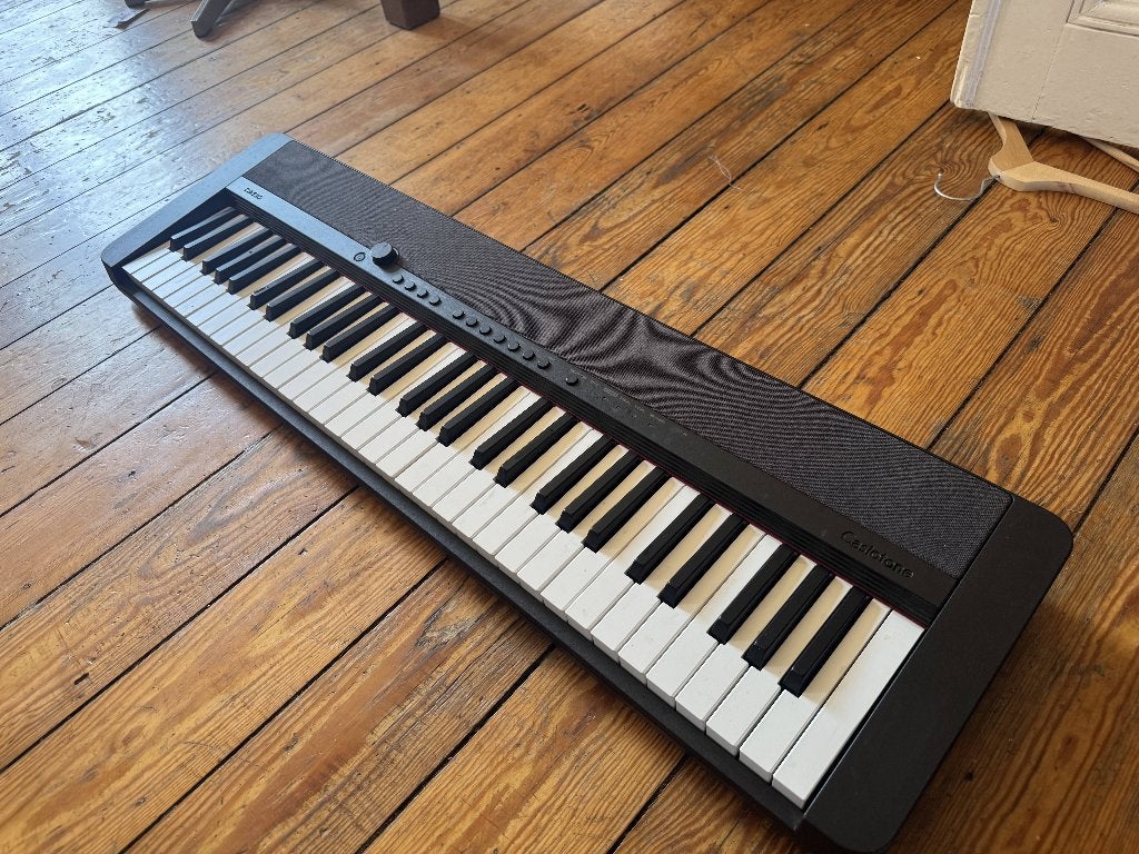 Casio CT-S1RD black, Muziek en Instrumenten, Keyboards, Ophalen of Verzenden, Zo goed als nieuw, 61 toetsen, Casio