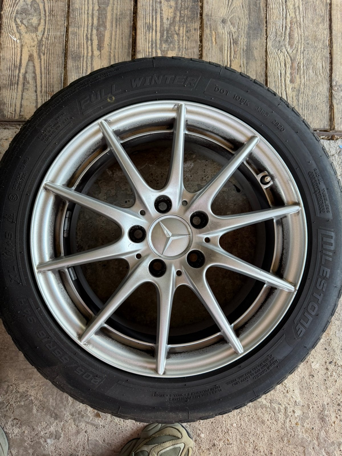 Mercedes winterbanden, Ophalen, Gebruikt, 16 inch, Banden en Velgen