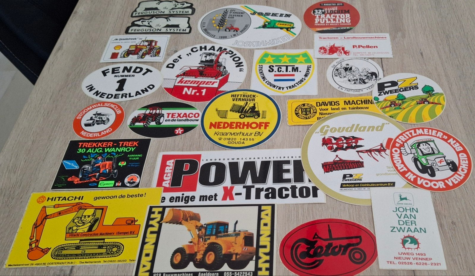 Groot lot stickers thema tractor landbouwmachines Fendt, Verzamelen, Ophalen of Verzenden, Zo goed als nieuw, Merk