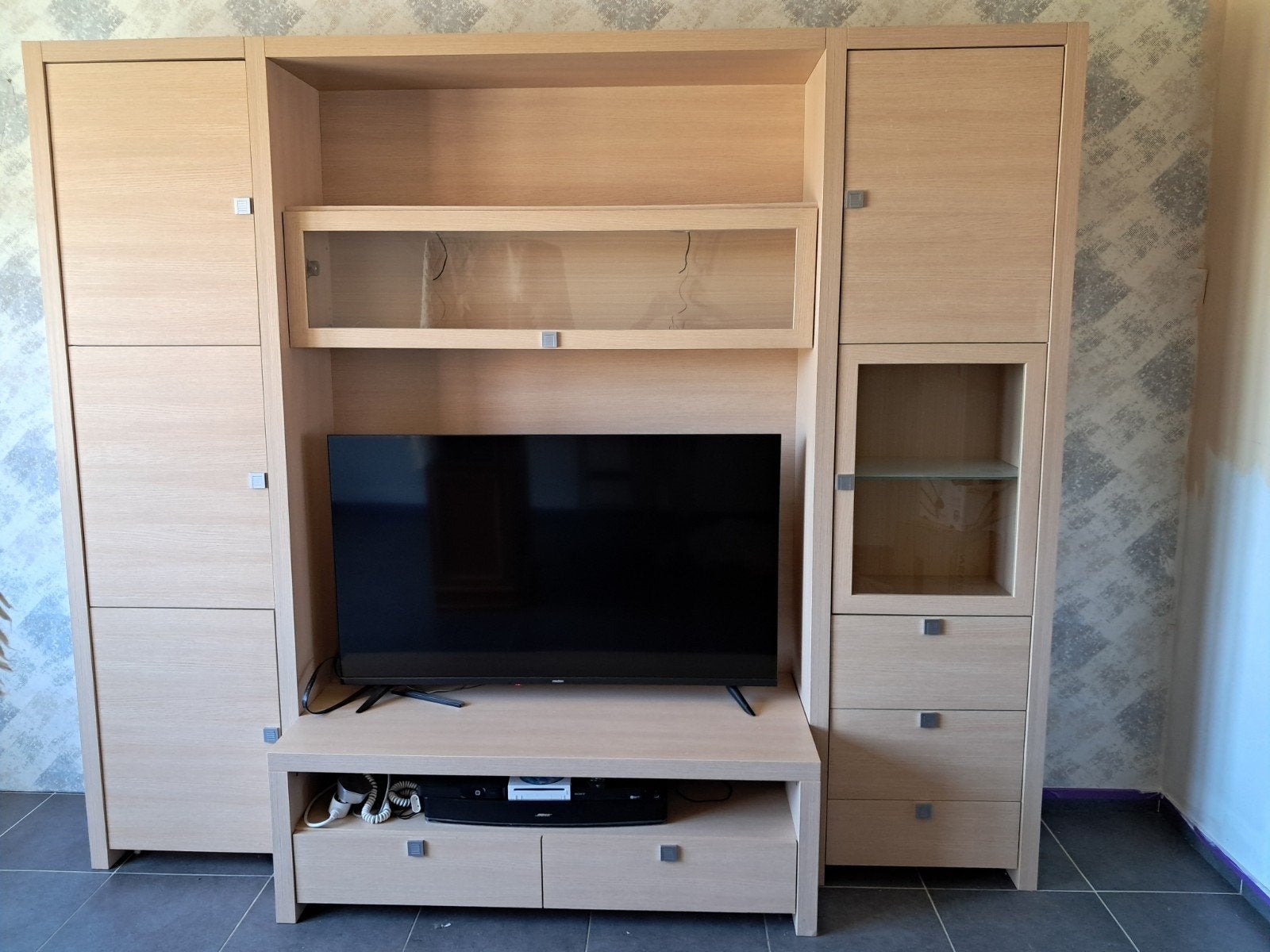 Tv-kast/wandmeubel met verlichting in goede staat, Huis en Inrichting, Kasten | Wandmeubels, Ophalen
