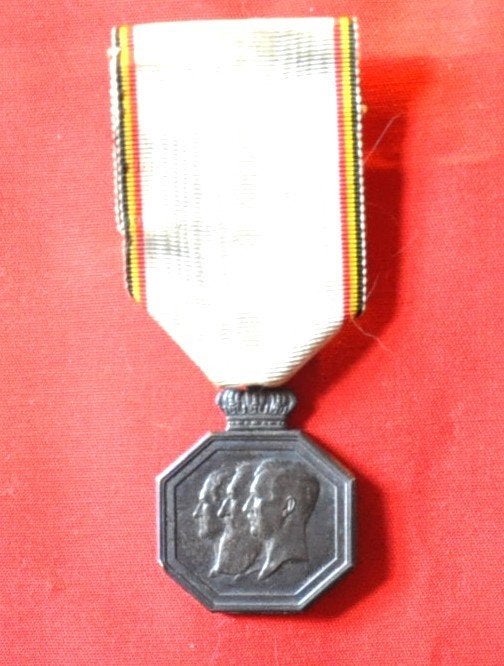 médaille centenaire indépendance Belgique 1830/1930, Collections, Enlèvement ou Envoi, Utilisé, Autres types