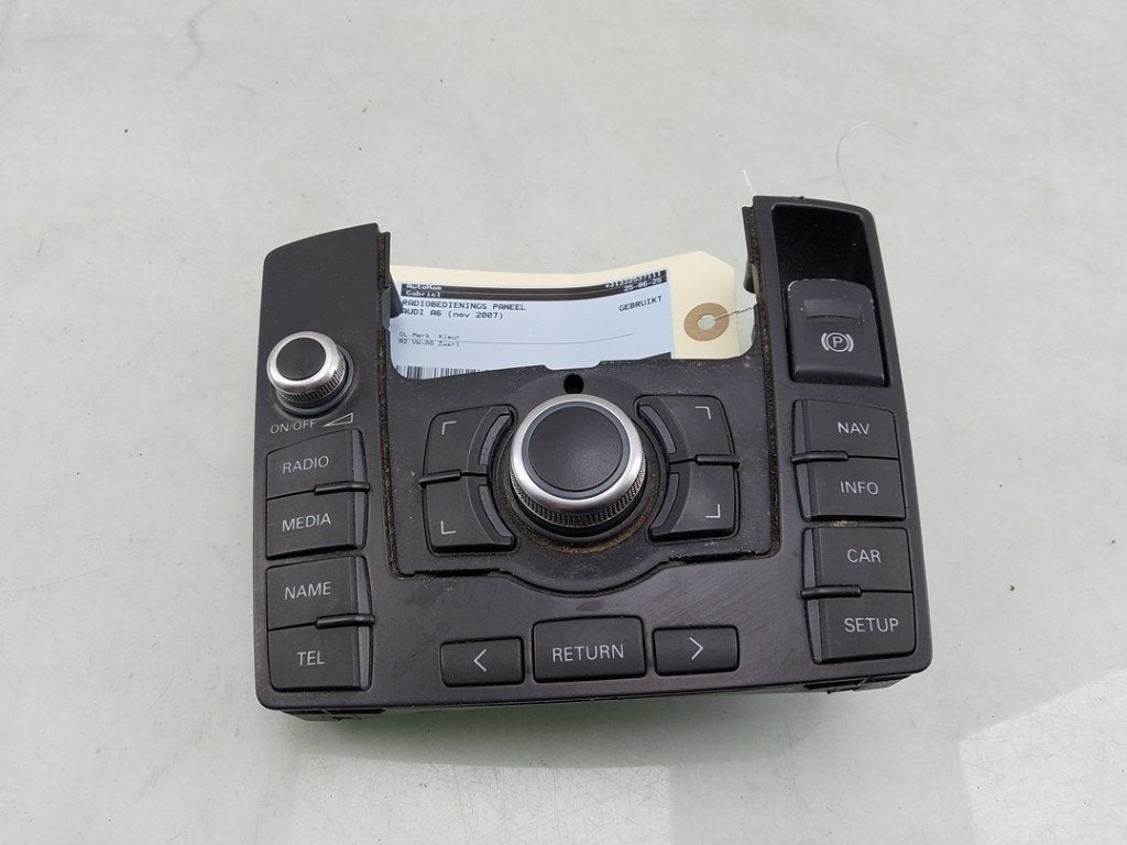 RADIOBEDIENING PANEEL Audi A6 Avant (C6) (11-2004/08-2011), Info@audi.de, Audi, Audi AG, Gebruikt
