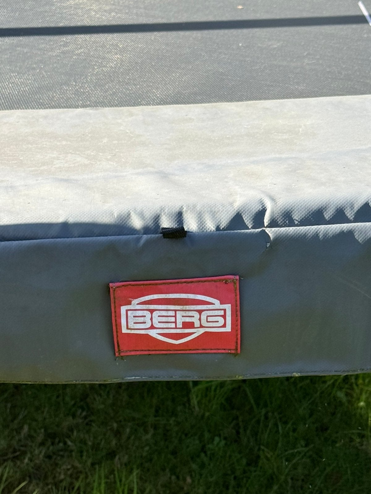Berg trampoline, Kinderen en Baby's, Speelgoed | Buiten | Trampolines, Ophalen, Gebruikt