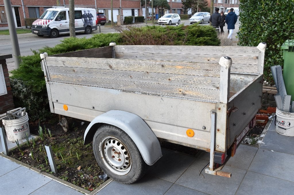 Stevige aanhangwagen, Ophalen