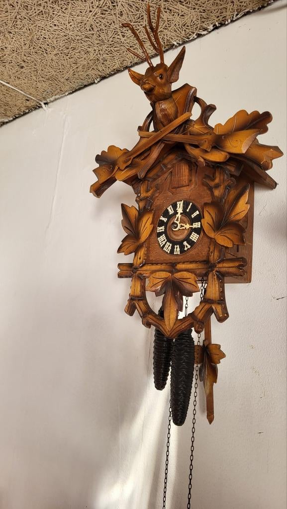 Koekoeksklok, Antiek en Kunst, Ophalen