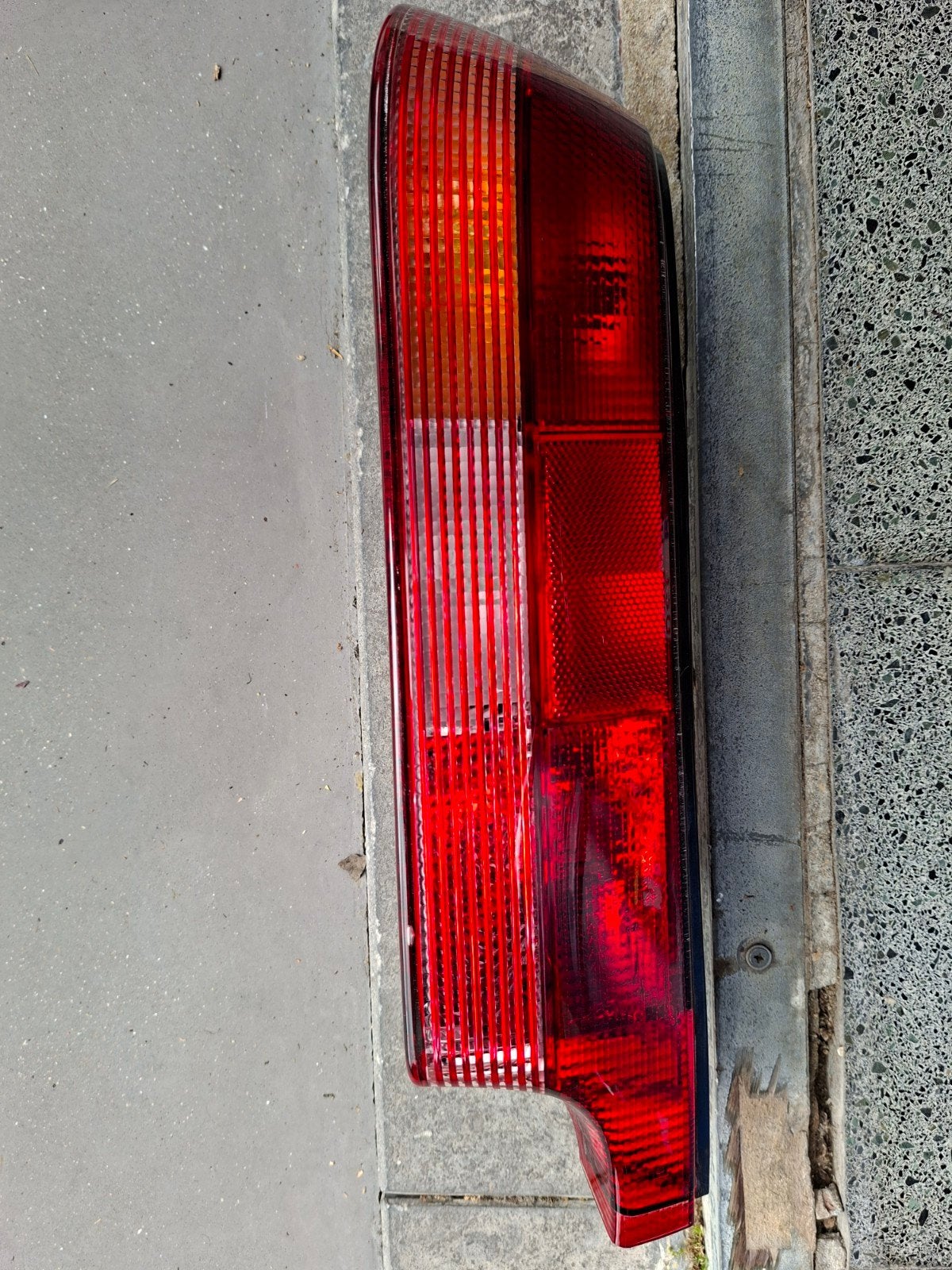Achterlicht links Alfa Romeo spider4 1990-1993, Ophalen, Alfa Romeo