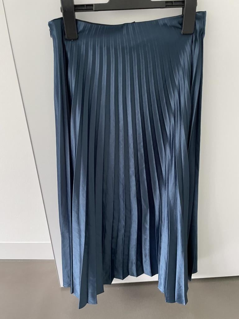 Blauwe rok maat XS, perfecte staat!, Kleding | Dames, Rokken, Blauw, Zara, Ophalen of Verzenden, Zo goed als nieuw